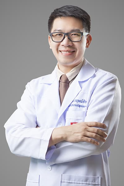 Dr. Krit Thiphong Aranyasit, Psychiatrist, Bangkok Hospital Phuket Doctor with expertise in the diagnosis and treatment of mental illness