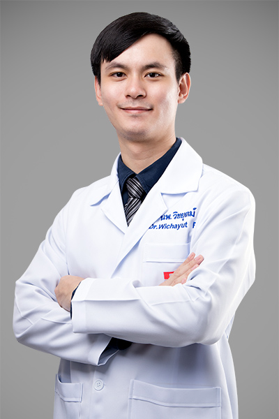 Dr.Wichayut Pholprasitthito